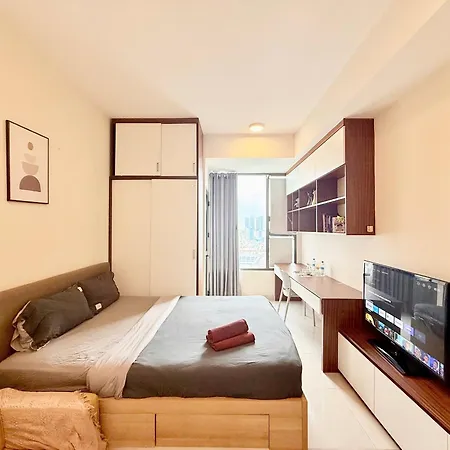 Double E Saigon Apartment In Rivergate Building-3