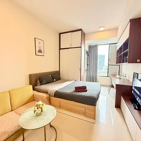 Double E Saigon Apartment In Rivergate Building-2